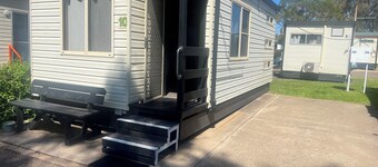 甘尼達旅遊大篷車公園