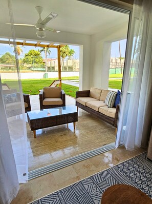 تلفزيون ذكي