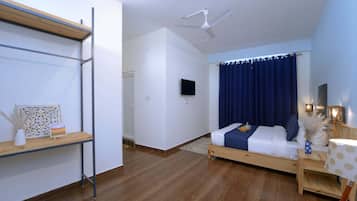 1 bedroom, free WiFi, bed sheets