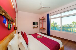 Deluxe Apartment, City View | Pemandangan dari bilik
