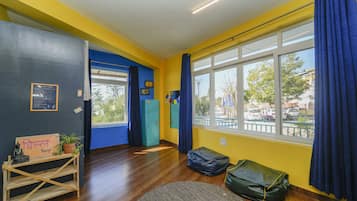 Basic Ortak Ranzalı Oda | Ücretsiz kablosuz İnternet, çarşaf takımı