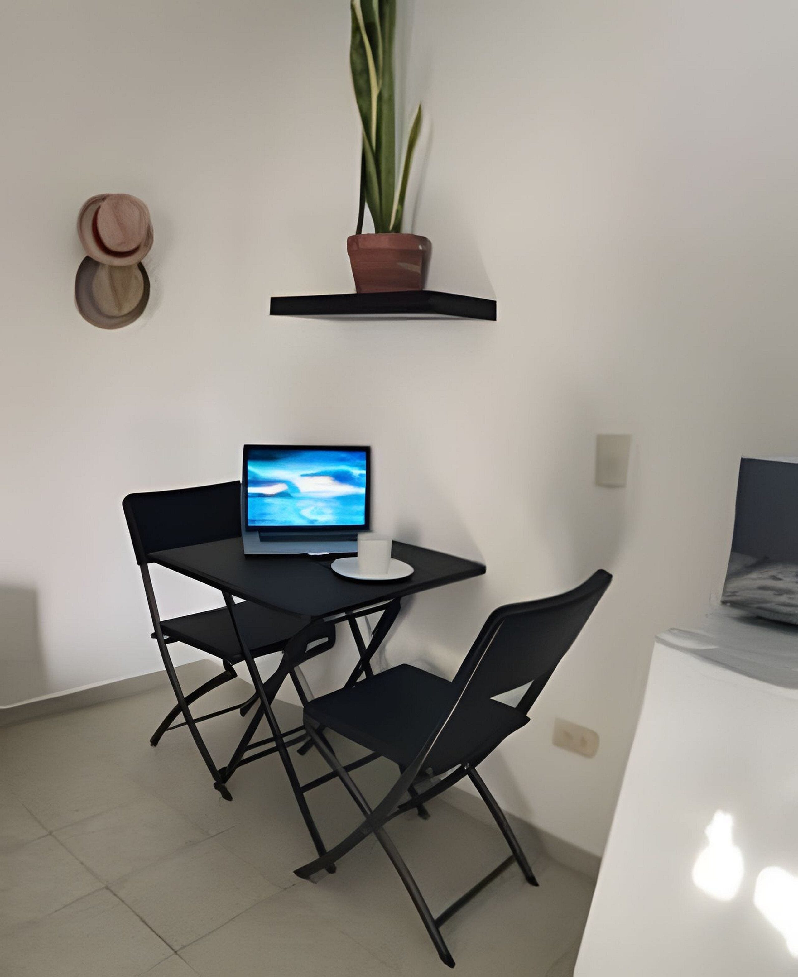 Standard Studio | Dining