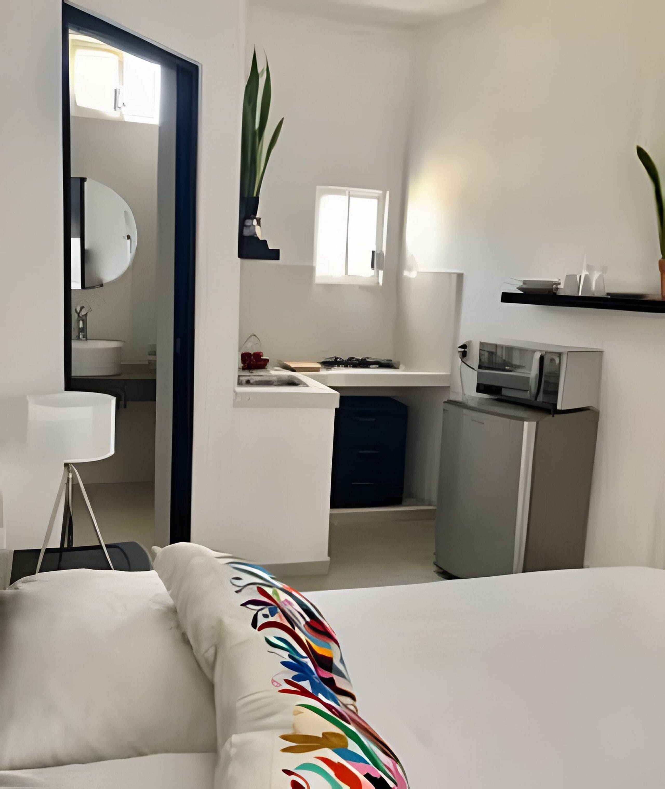 Standard Studio | Individually decorated, individually furnished, desk, laptop workspace