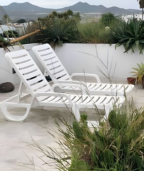 Standard Studio | Terrace/patio - 12 de Octubre (Cabo San Lucas)