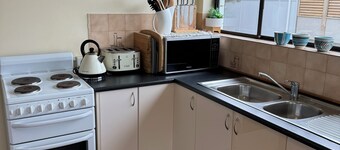 A haven in the heart of Port Elliot.  Prime location. Cosy and clean.  