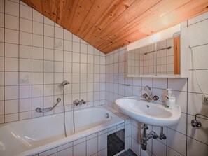 Shower - Cosy apartment near the ski lift with terrace (Sankt Johann in Tirol)