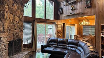 Smart TV, fireplace, video games, DVD player