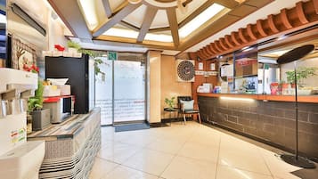 Quầy tiếp tân