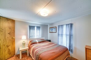 3 bedrooms, WiFi, bed sheets
