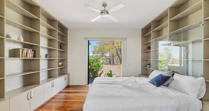 Mountain Majesty with Poolside: Relaxing Getaway