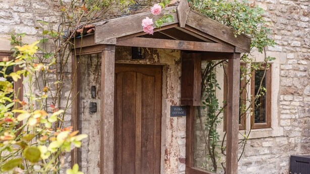 Exterior detail - Beautiful Cottage nr Mendip Hills, Private Parking (Chilcompton)