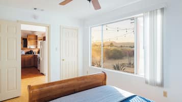 3 bedrooms, free WiFi, bed sheets