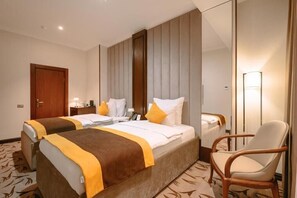 Standard Twin Room, City View - Azimut Hotel Tashkent (Tashkent)