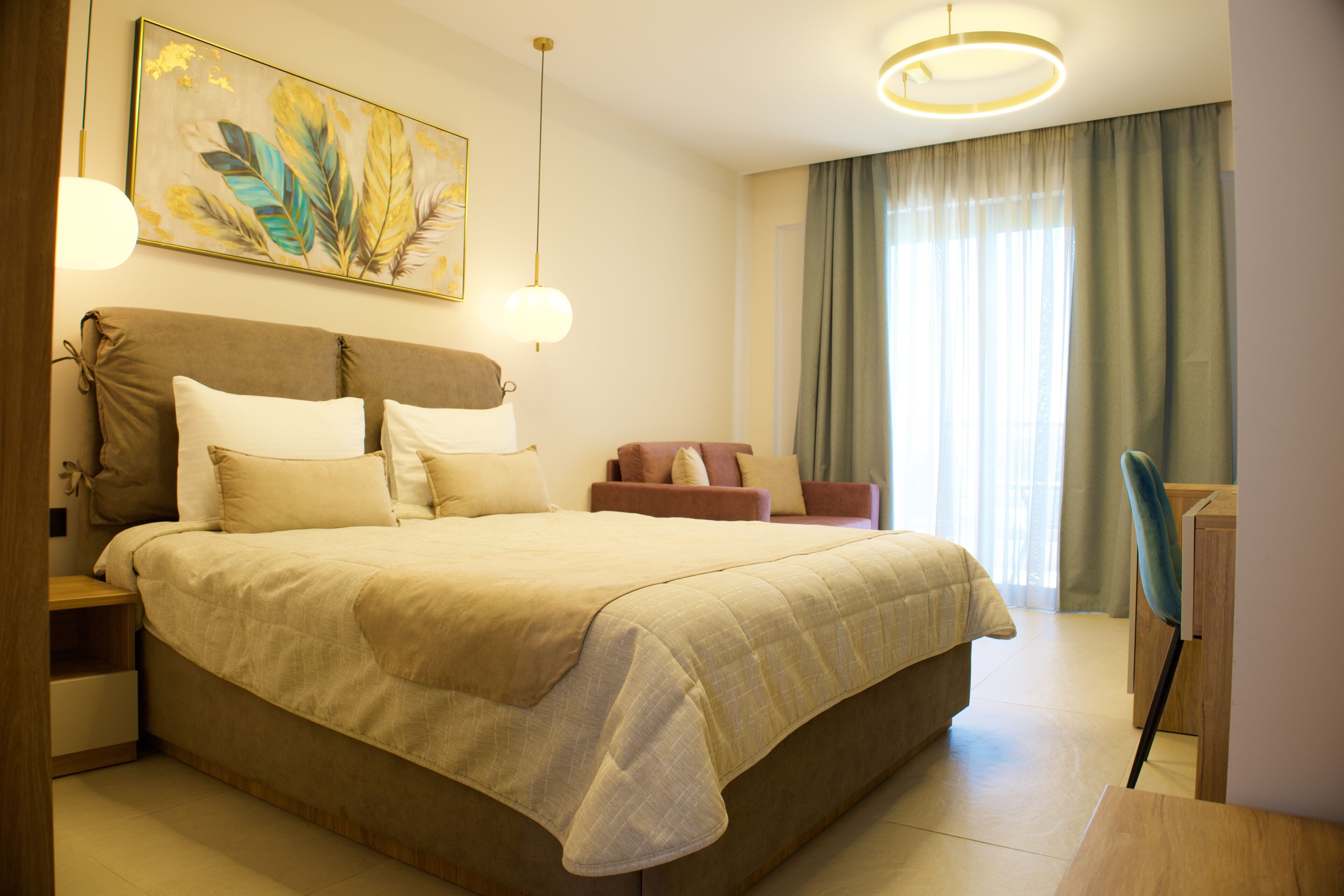 Triple Room, City View | Minibar, in-room safe, blackout curtains, soundproofing