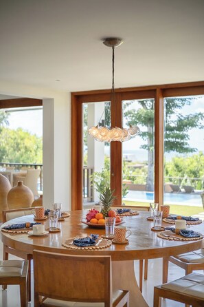 Exclusive Villa, Beach View | In-room dining - Casabelle Villa (Pecatu)