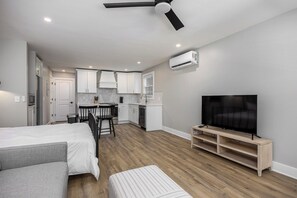 12 habitaciones, wifi gratis y ropa de cama 