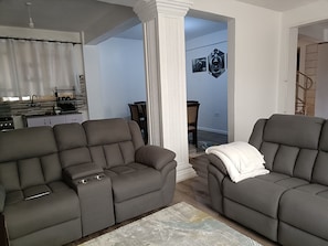 Standard Apartment, 3 Bedrooms, Non Smoking, Hill View | Living area | 40-inch TV with digital channels - Redhill Cliff Complex (Ruaka)