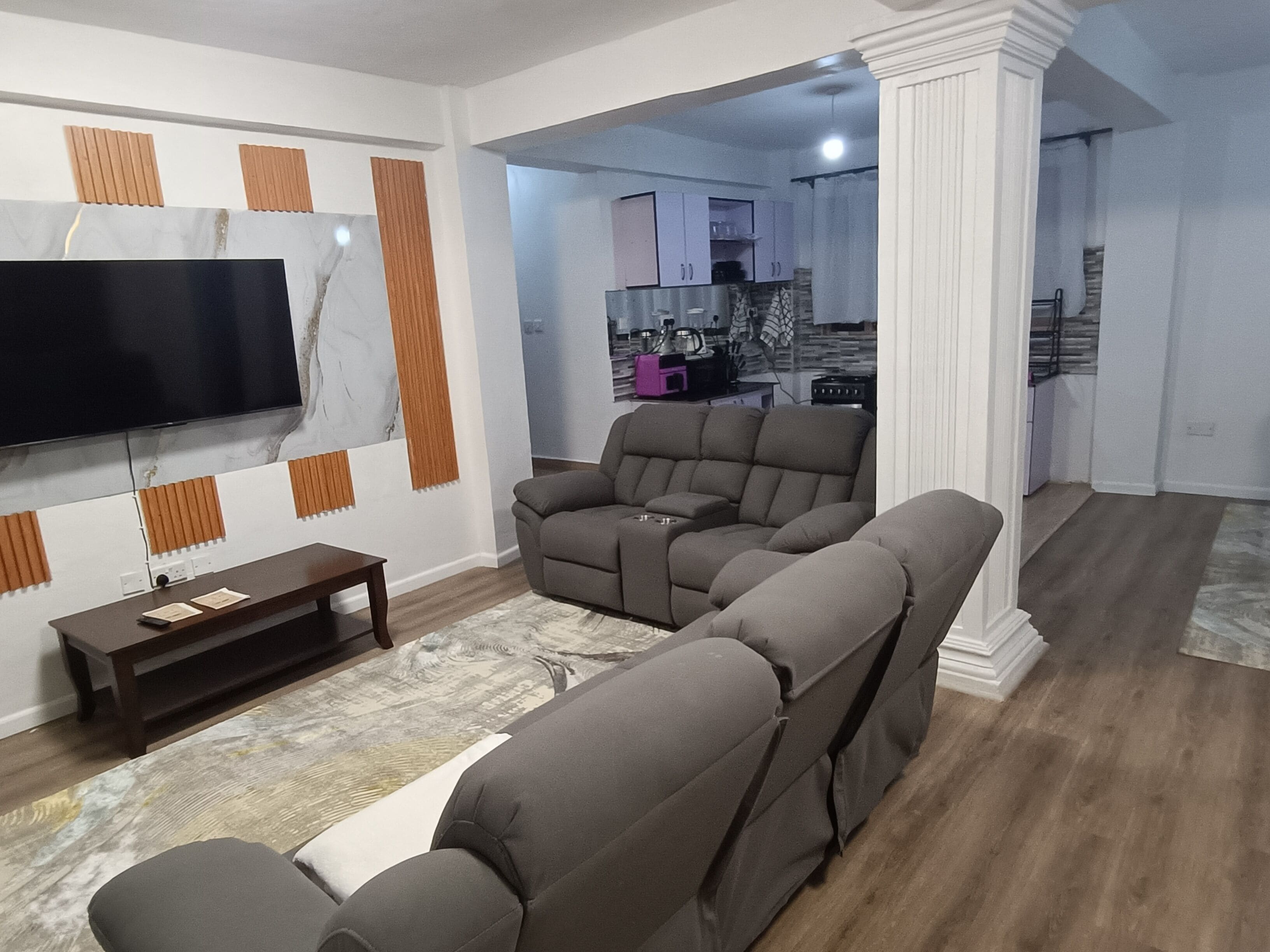 Standard Apartment, 3 Bedrooms, Non Smoking, Hill View | Private kitchen | Fridge, microwave, stovetop, highchair