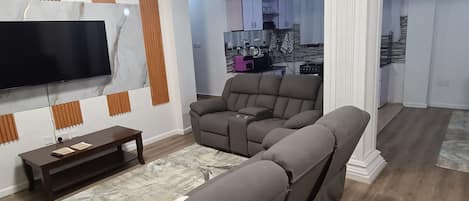 Standard Apartment, 3 Bedrooms, Non Smoking, Hill View | Private kitchen | Fridge, microwave, stovetop, highchair