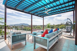 Terrace/patio - Villa Kailua - Beautiful 2 bedroom villa with pool in Rawai with sea view (Mueang Phuket)