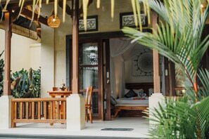 Honeymoon-Villa | Schreibtisch, kostenloses WLAN, Bettwäsche