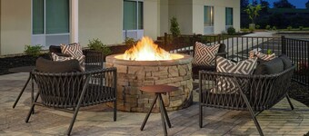 Towneplace Suites By Marriott Calhoun