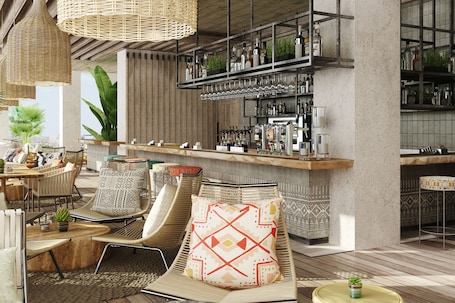 2 restaurantes, café da manhã, culinária internacional. Four Points By Sheraton Dakar Diamniadio