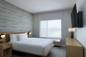 Suite, 1 Bedroom, Non Smoking | Desk, laptop workspace, free WiFi, bed sheets