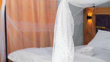 Skrivebord, arbejdsområde til bærbare computere, gratis Wi-Fi