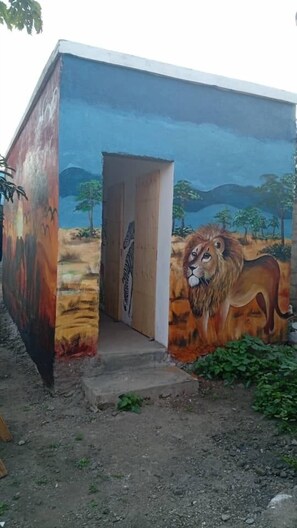 Basic Tent | Bathroom - karibu la kossa  (Arusha)