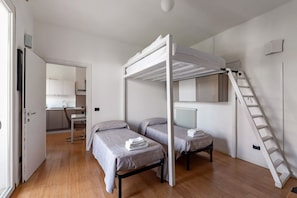 2 chambres, fer et planche à repasser, Wi-Fi, literie fournie