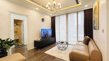 1 bedroom, desk, laptop workspace, free WiFi