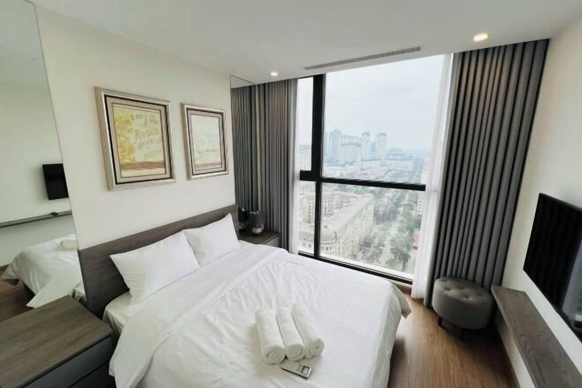 1 bedroom, desk, laptop workspace, free WiFi
