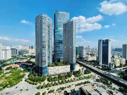 Daniel Homes - Vinhomes SkyLake Luxury