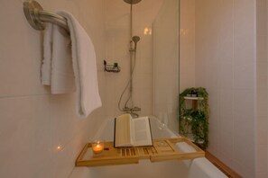 Shower - Bungalow in Sondel near Slotermeer Lake (Sondel)