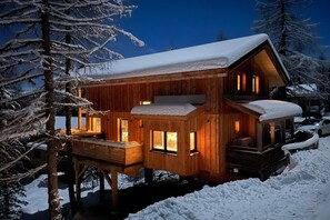 Exterior - Luxurious chalet with outdoor whirlpool (Turracherhöhe)