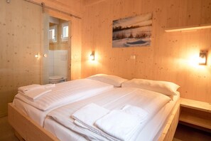 5 bedrooms, free WiFi - Lovely Chalet in Turracherhöhe with Sauna (Turracherhöhe)