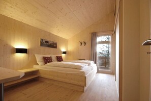 4 bedrooms, free WiFi - Chalet in Alps with Sauna near Ski Slopes (Turracherhöhe)