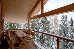 Outdoor dining - Chalet in Alps near Ski Resort & Forest (Turracherhöhe)