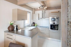 Kitchen - Lovely Chalet in Turracherhöhe with Sauna (Turracherhöhe)