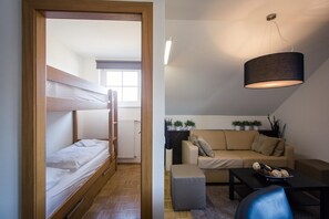 2 bedrooms, free WiFi