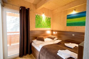 5 bedrooms, free WiFi - Lush chalet with hot tub (Turracherhöhe)