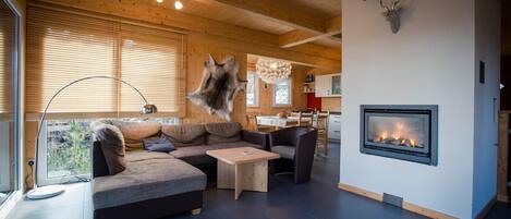 Smart TV, fireplace, DVD player