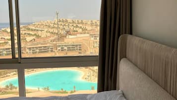 3 chambres, fer et planche à repasser, Wi-Fi, draps fournis