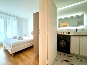 2 camere, ferro/asse da stiro, Wi-Fi, lenzuola