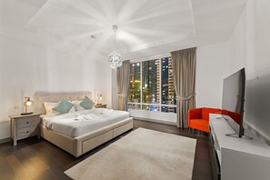 2 عدّة غرف نوم ومكواة/لوح كي وواي فاي وملاءات أسرّة