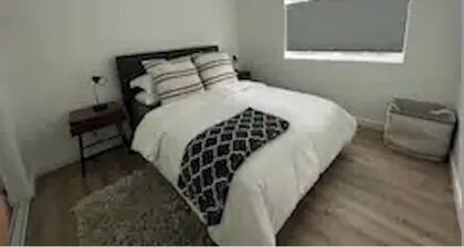 Modern, Stylish & Cozy 1BR Stay in Encino