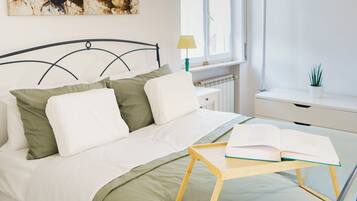 5 Schlafzimmer, Bügeleisen/Bügelbrett, Reisekinderbett, WLAN