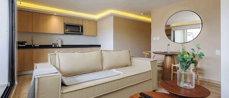 Televisión, oficina