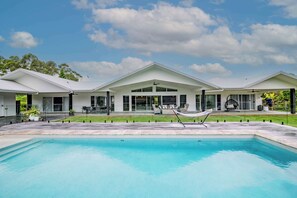 Pool - The Langville Estate in Kin Kin (Sunshine Coast Hinterland)